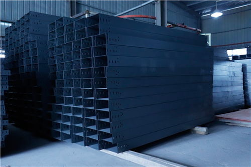 热镀锌槽式桥架，专业制造商大鼎电气 质量可靠，守护您的配电安全